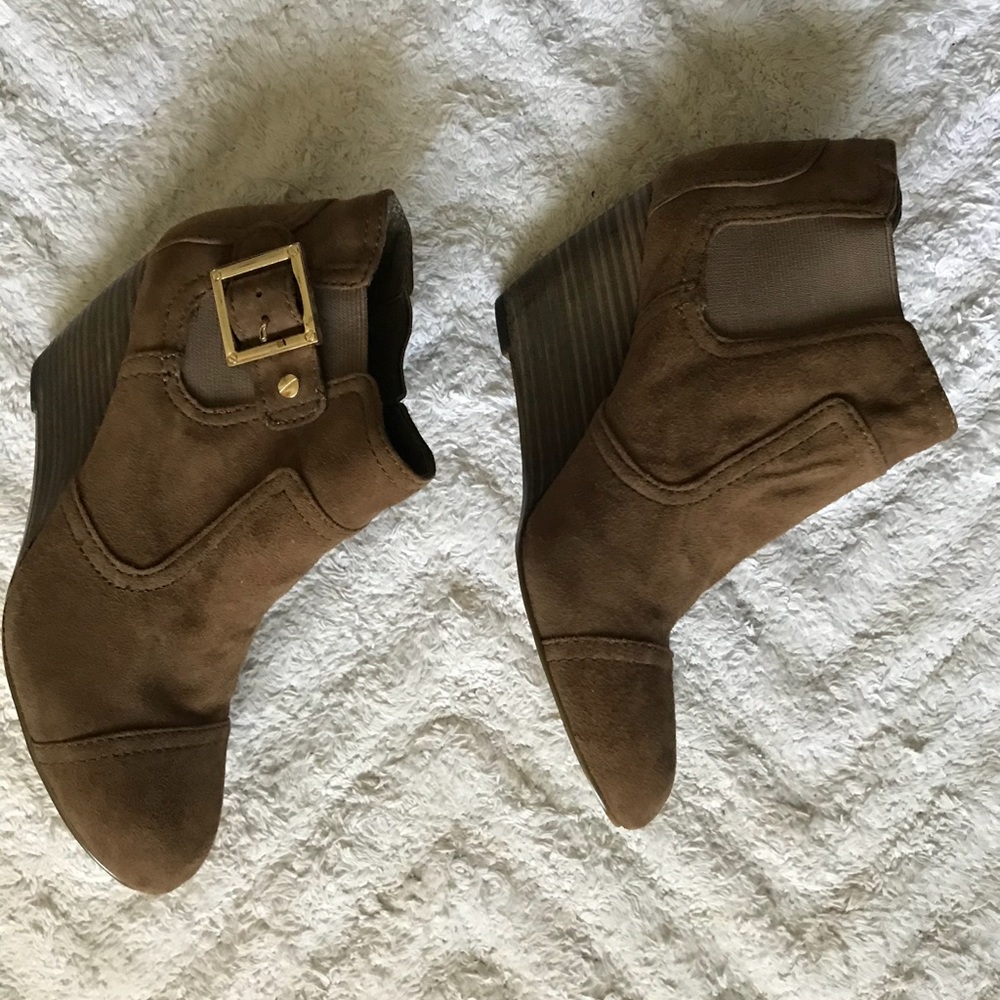 Tan suede booties